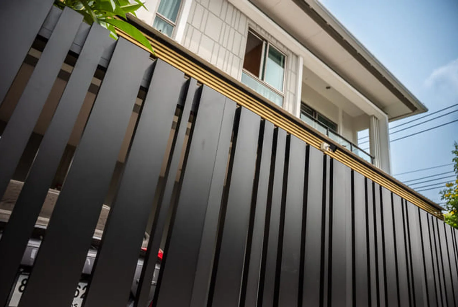ประตูรั้วอลูมิเนียม Alufence หน้าบ้าน