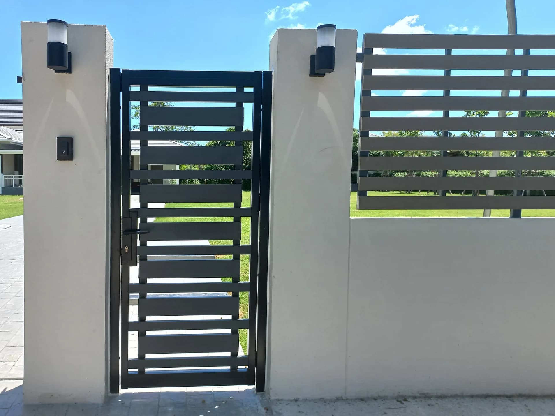 ตัวอย่างประตูรั้วอลูมิเนียม Open Gate — 5