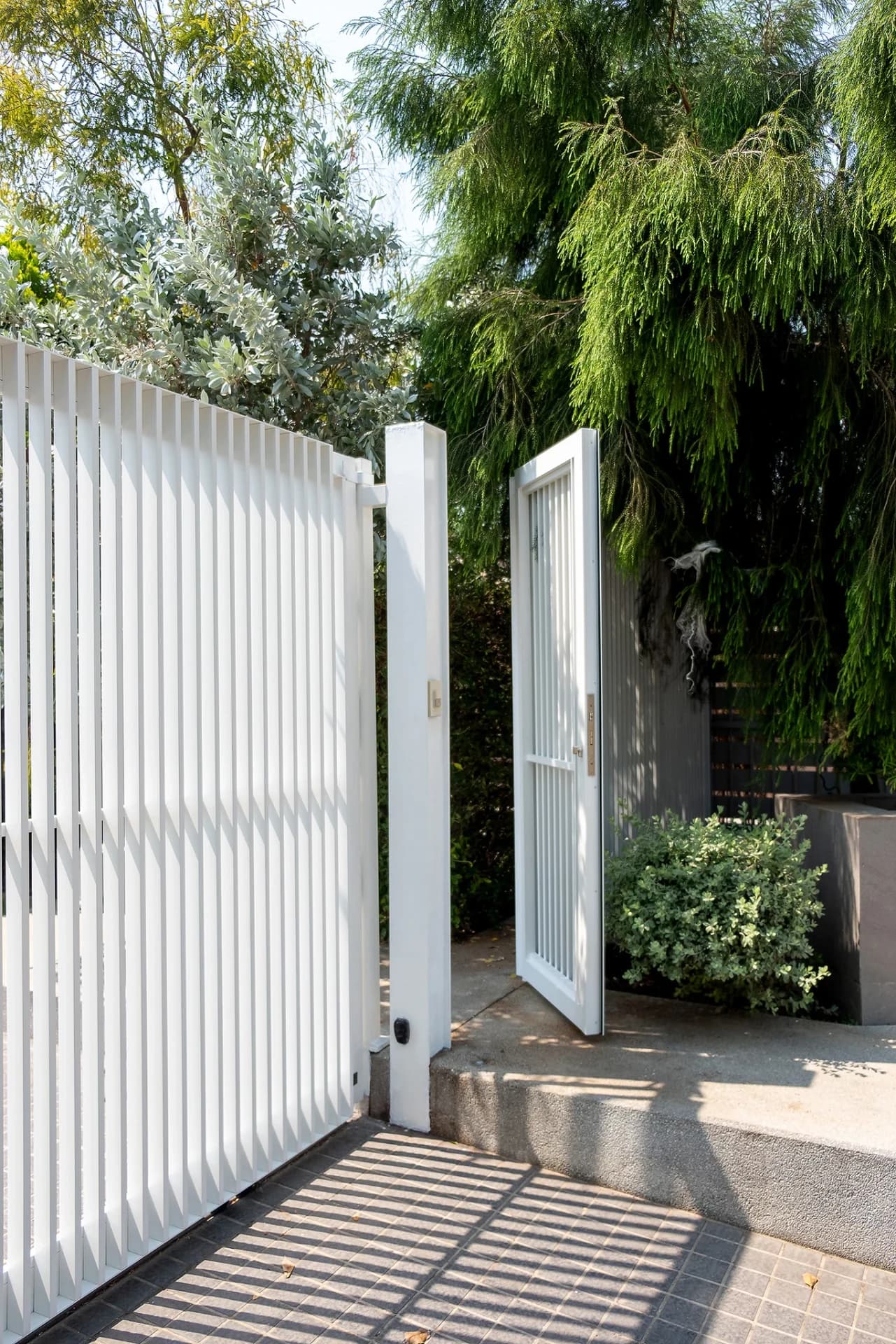 ตัวอย่างประตูรั้วอลูมิเนียม Open Gate — 15