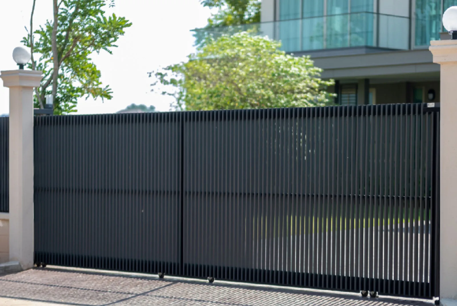 ประตูรั้วอลูมิเนียม Alufence